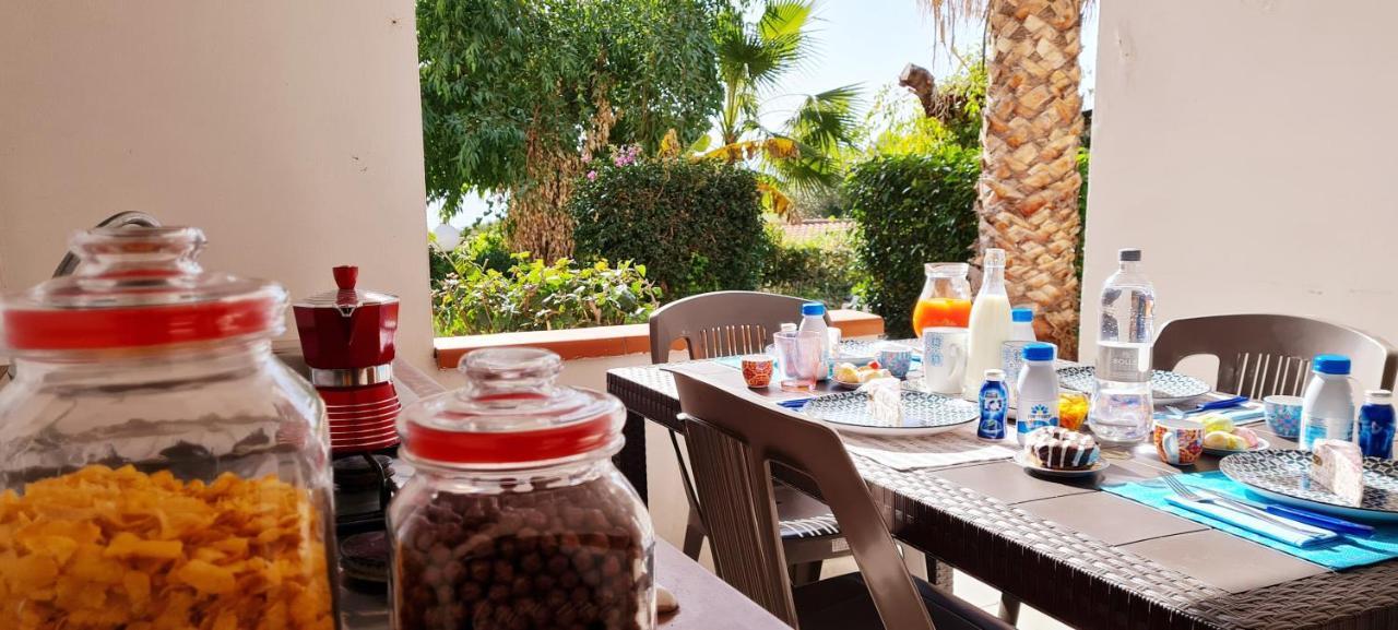 Ninfa Sul Mare Apartments 50 M E T R I Dal Mare Best Breakfast And Free Parking カーポ・ヴァチカーノ エクステリア 写真